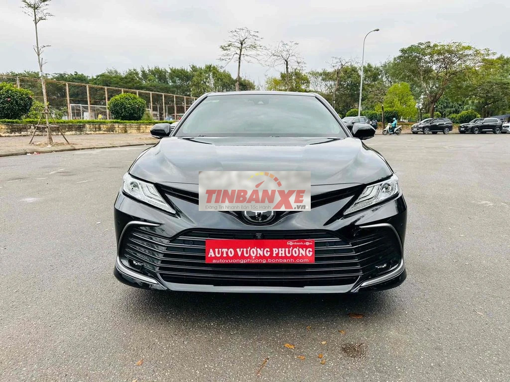 Toyota Camry 2022 2.5Q Đen 50000 km