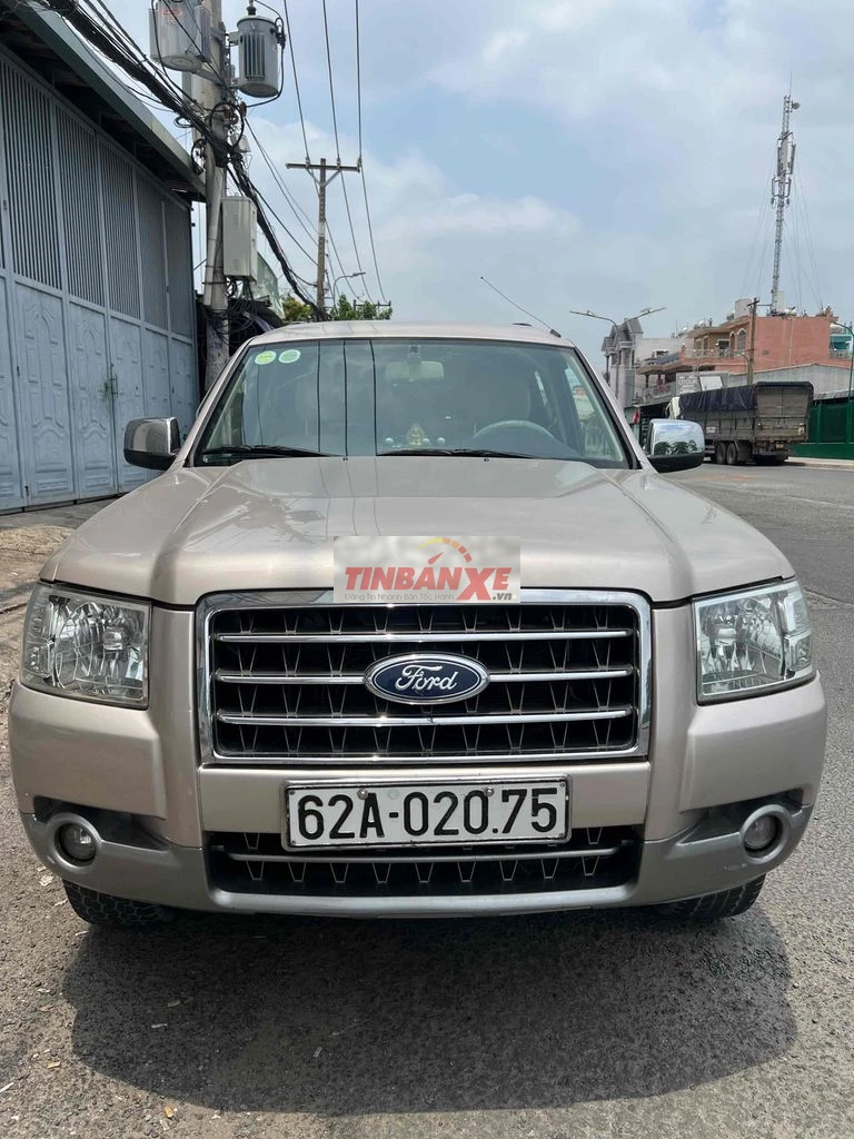 Ford Everest 2008 100000 km Vàng cát