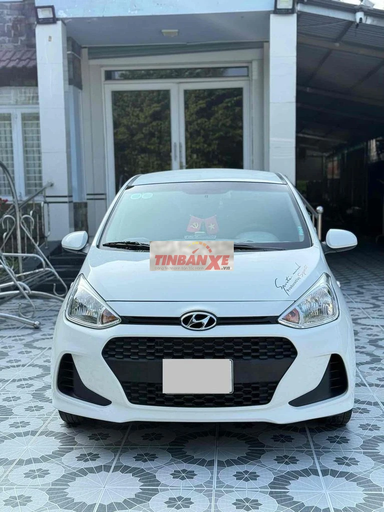Hyundai i10 2021 MT Trắng 27.000km