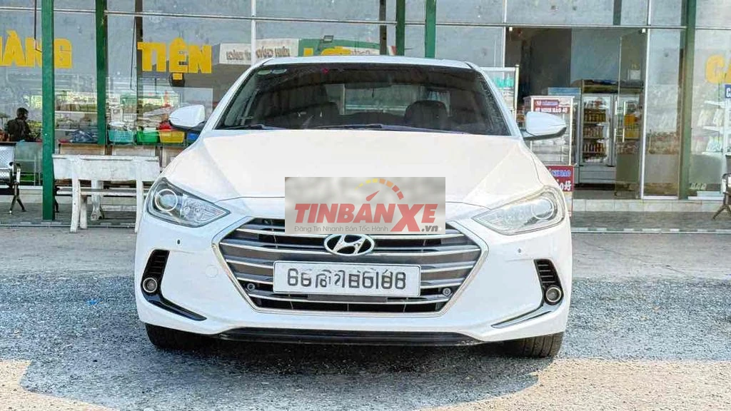 Hyundai Elantra 2018 2.0 AT - 68000 km