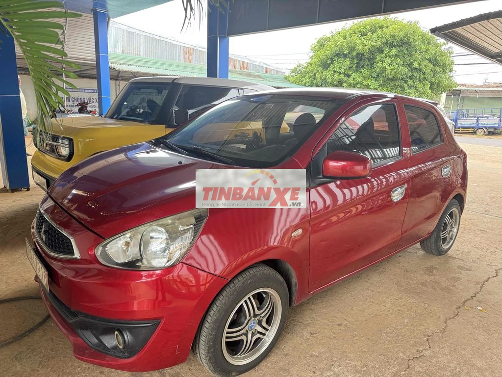 Mitsubishi Mirage Đỏ Số sàn