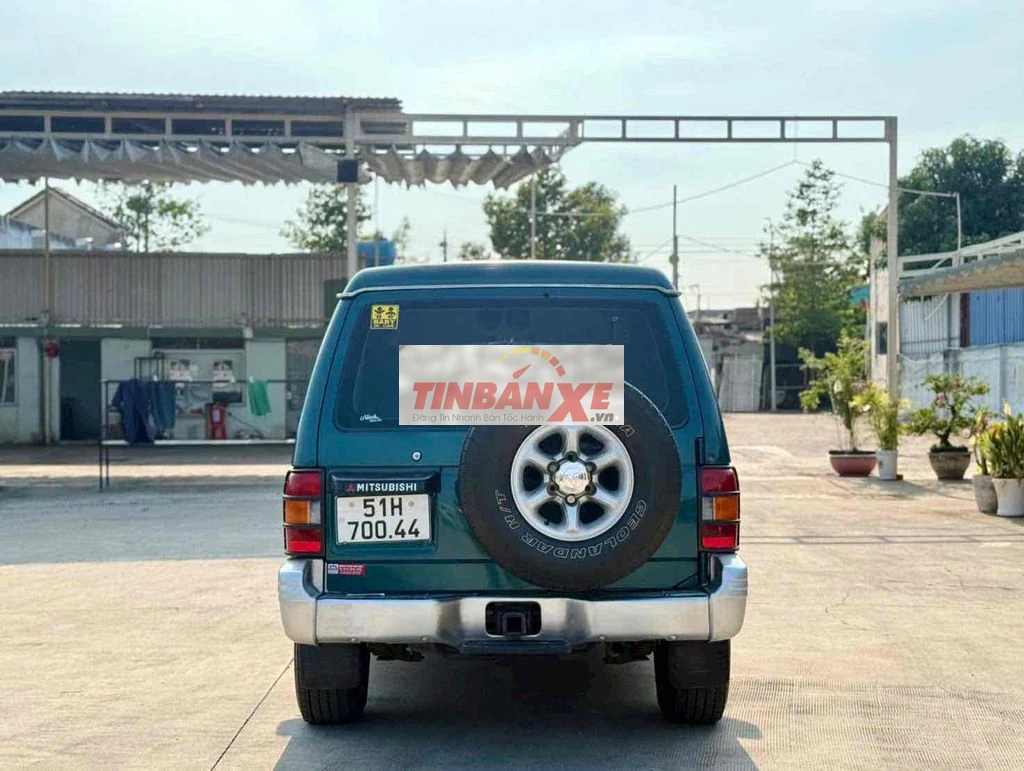 Mitsubishi Pajero V6 3000