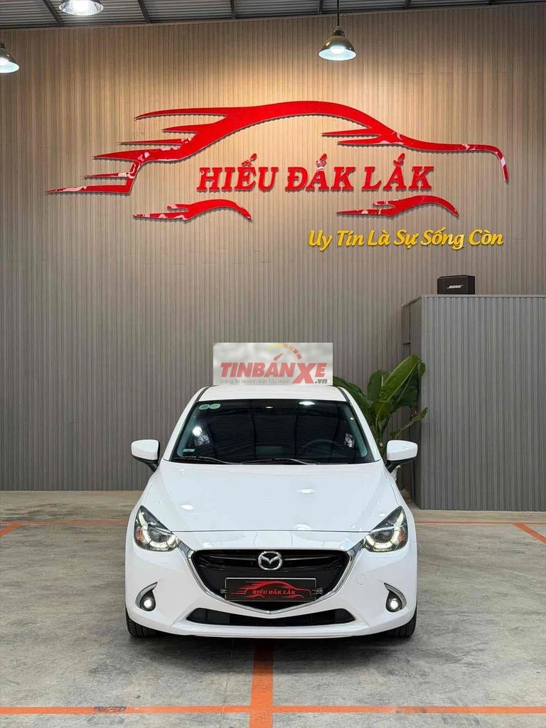 Mazda 2 Sedan 2019 Premium Trắng