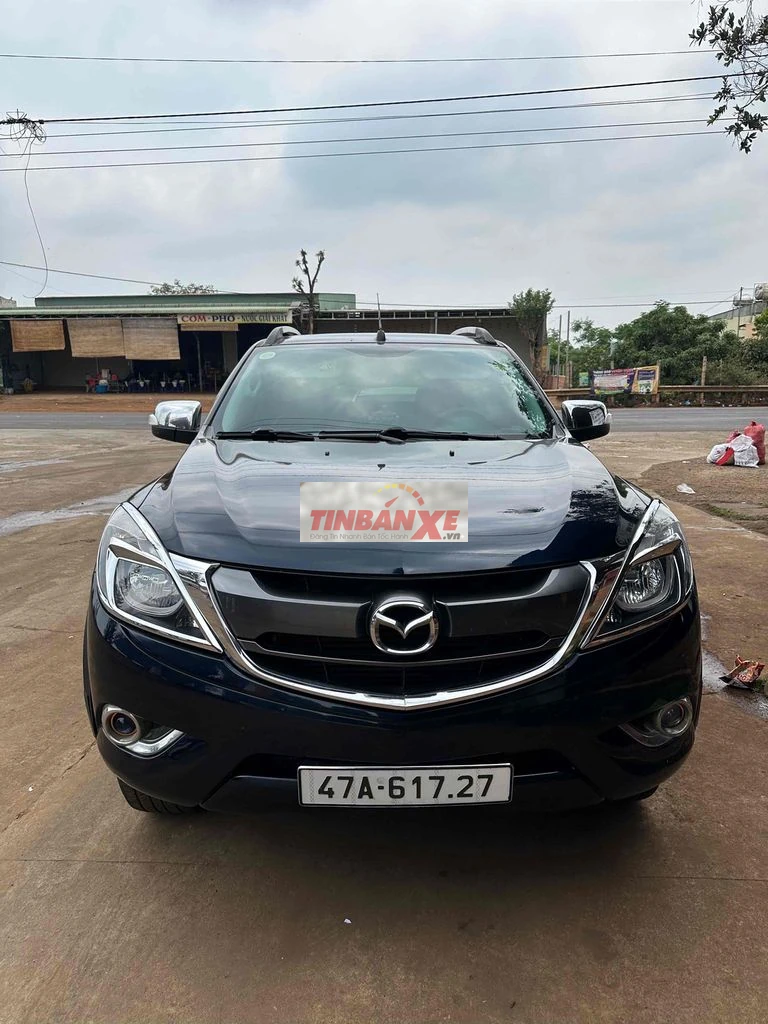 Mazda BT-50 Xanh nhớt