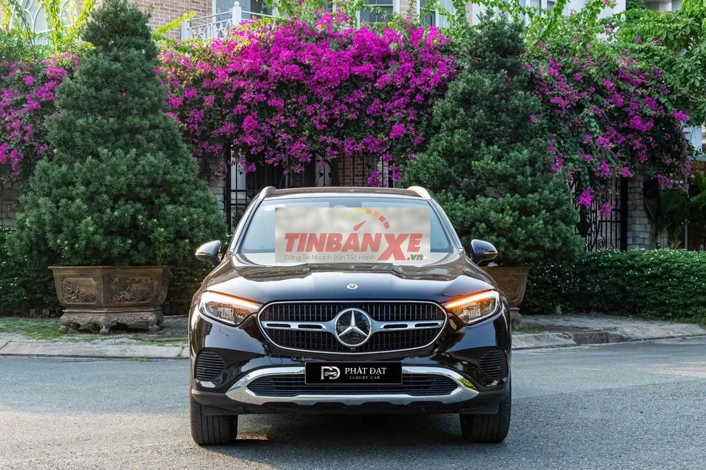 Mercedes-Benz GLC200 4Matic 2024 Bank 90%