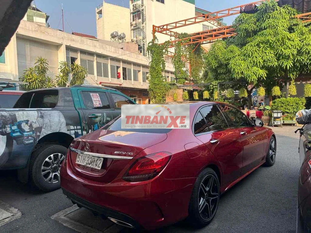 Mercedes-Benz C300 AMG 2020 Đỏ