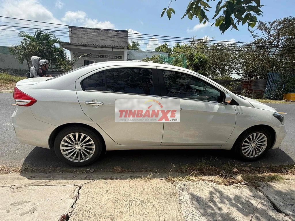 Hình ảnh Suzuki Ciaz cũ rao bán trên Tinbanxe.vn