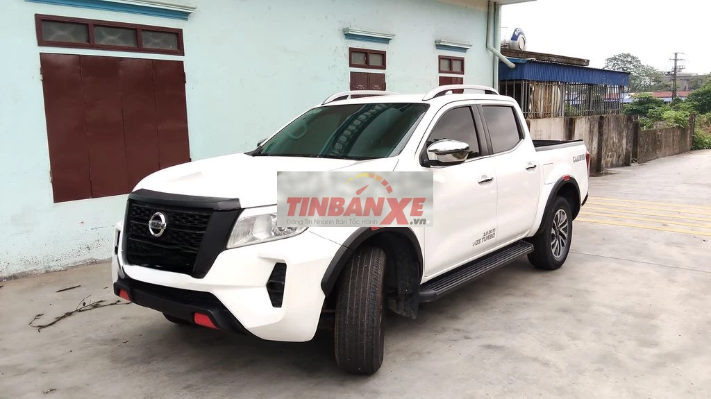 Nissan Navara 2020 Bán tải 100.000 km Trắng