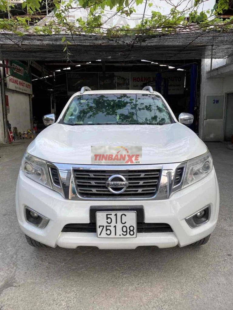 Nissan Navara fom mới bản fun 2cầu bao check tet