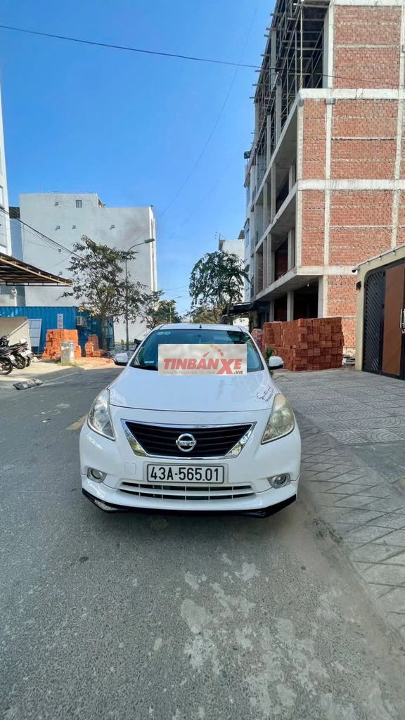 Nissan Sunny Sport 2016 Trắng 100.000 km