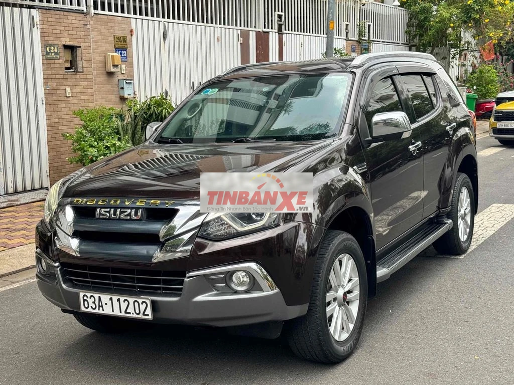 Isuzu MU-X 1.9 AT nhập Thái Lan model 2019