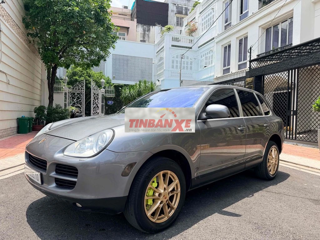 Porsche Cayenne S màu Xám nội thất nâu da Bò