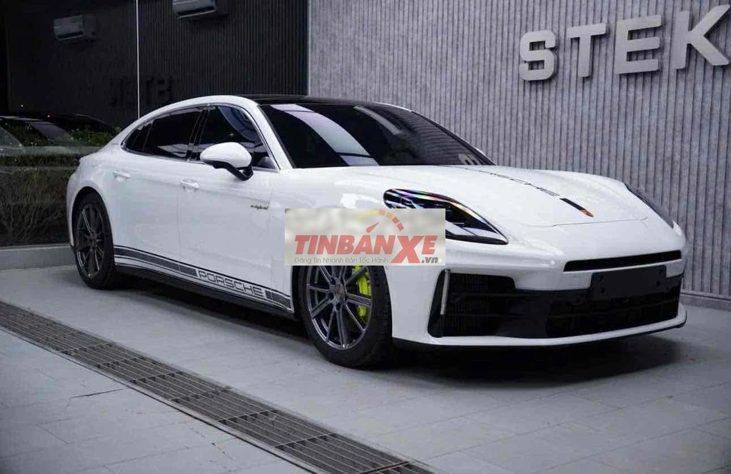 Porsche Panamera 4 E-Hybrid Executive 2026 Trắng