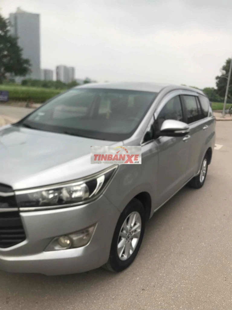 Toyota Innova cuối 2016 cực đẹp