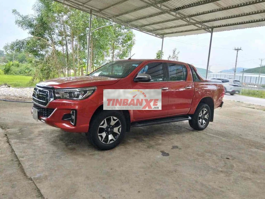Toyota Hilux 2018 2.8G 4x4 AT - 10 km