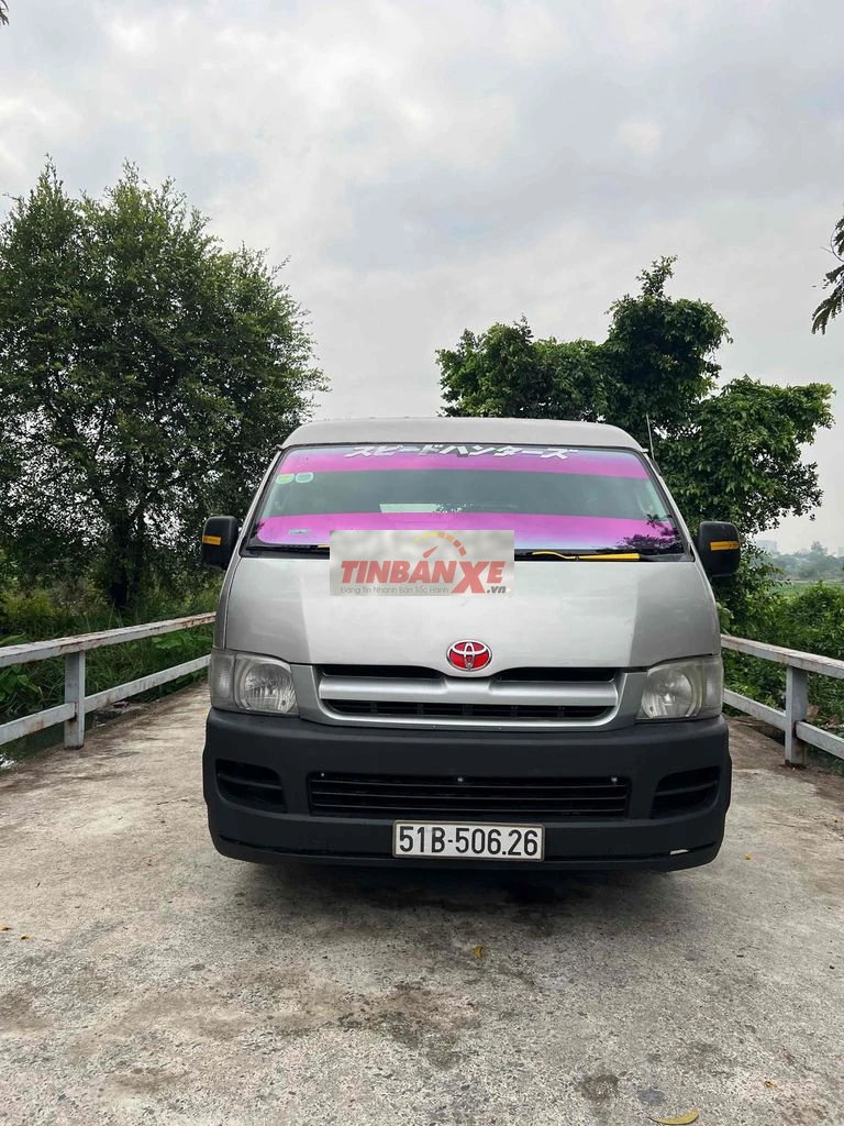 Xe tải van Toyota 6 chỗ 850kg máy dầu 2005