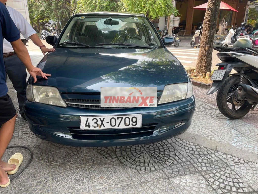 Ford Laser Xanh đậm