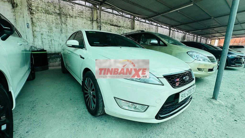 Ford Mondeo 2010 Trắng Tự động