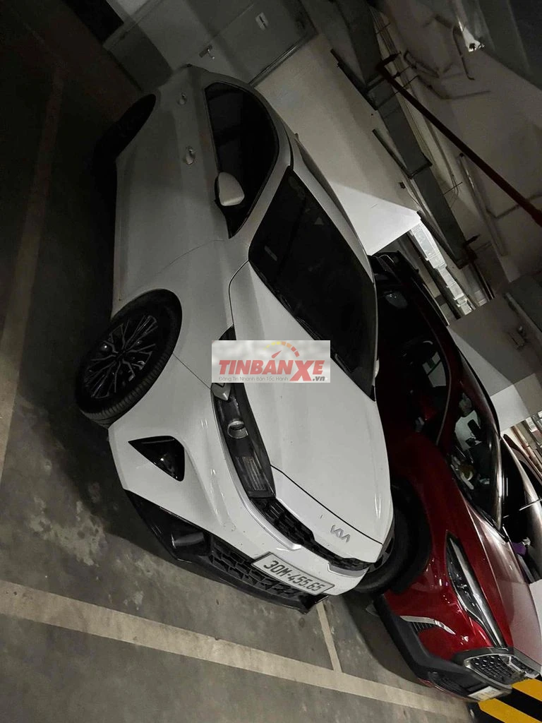 Kia K3 2025 Luxury Trắng 10000 km