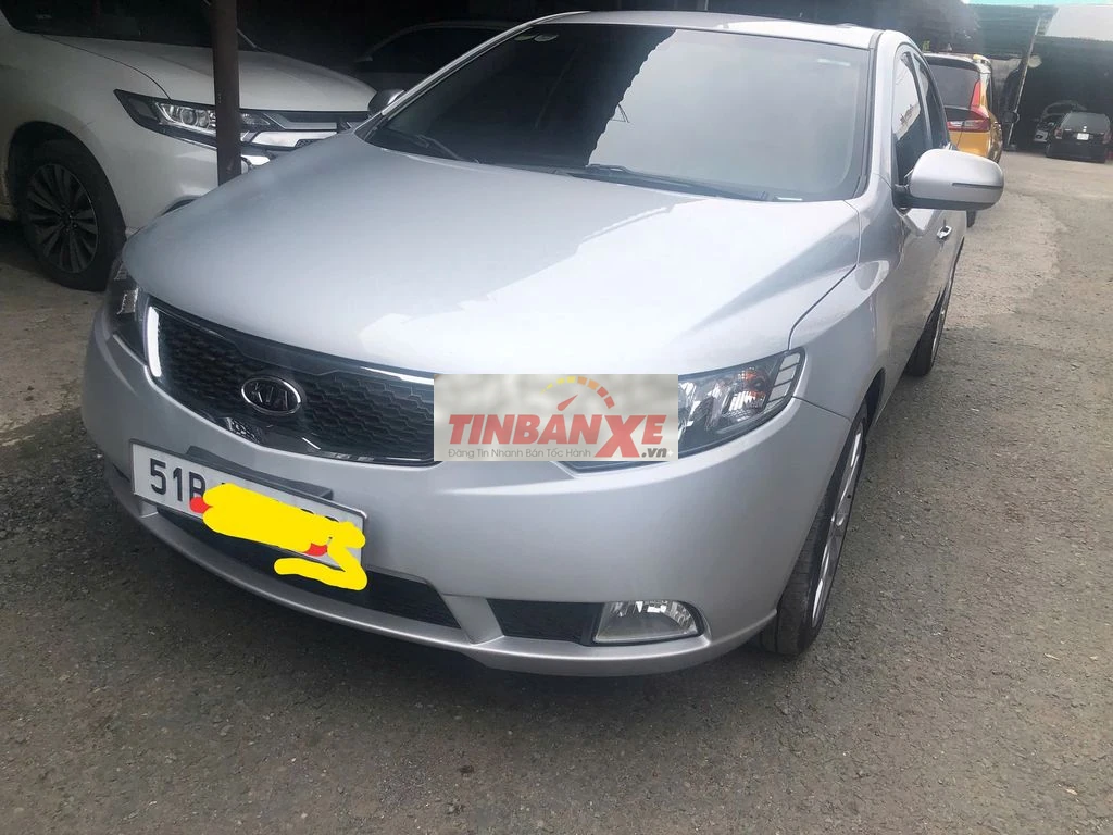 bán xe Kia Forte đời 2011, số tự động. nguyên zin