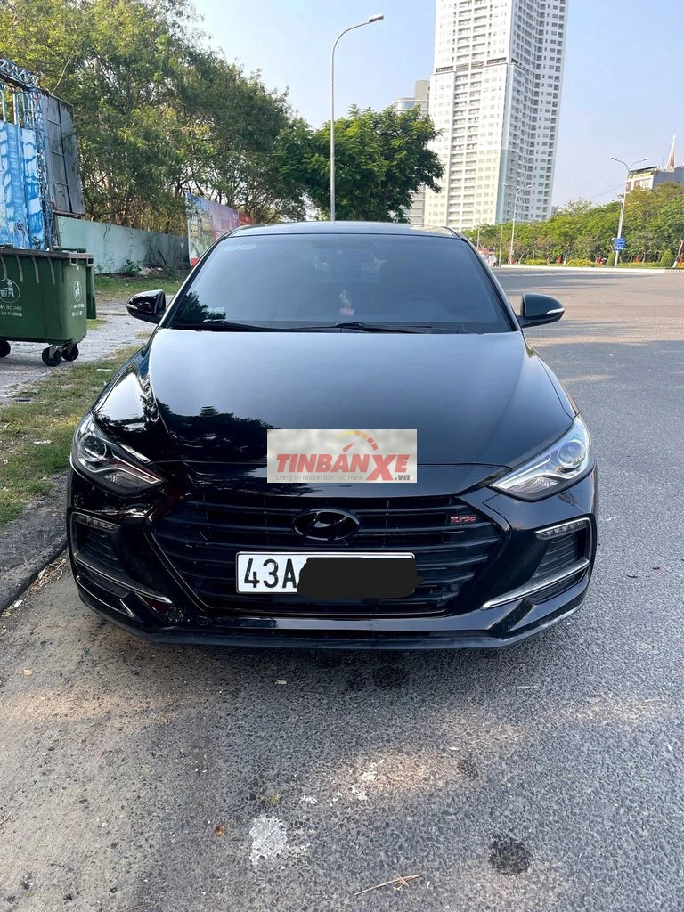 Hyundai Elantra Sport 2018 Đen 85000 km