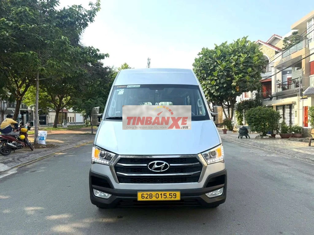Hyundai Solati 2018 Bạc 182.000 km