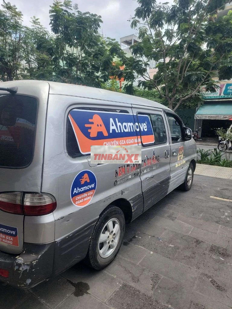 Xe tải van Hyundai Bạc