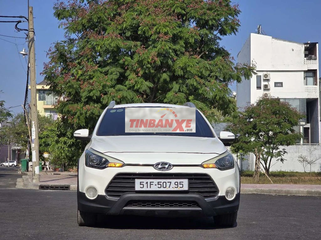 Hyundai i20 sx 2015 AT 87000km bảo hành 1 năm