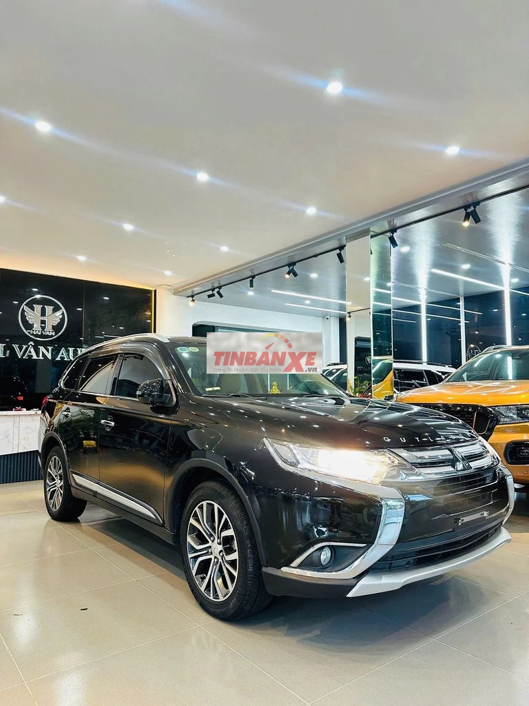 Mitsubishi Outlander 2018 Đen
