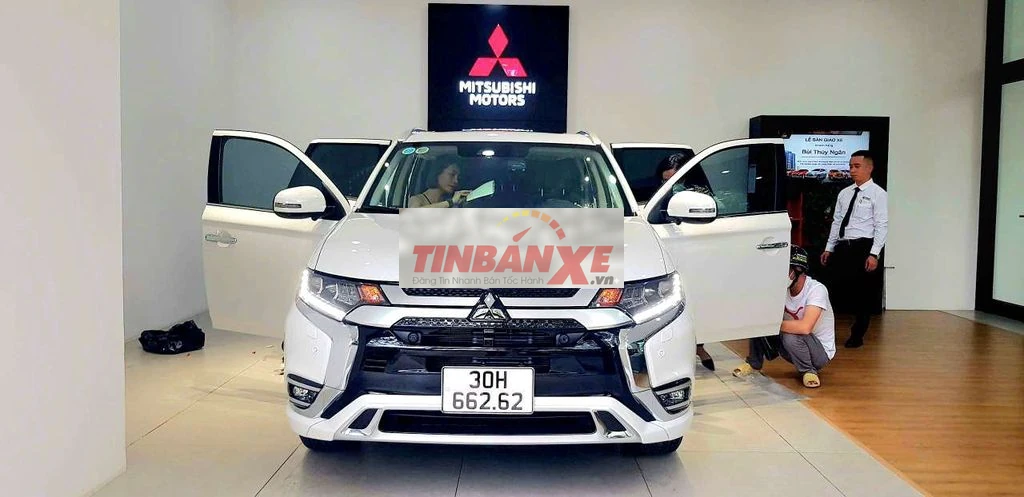 Mitsubishi Outlander cũ