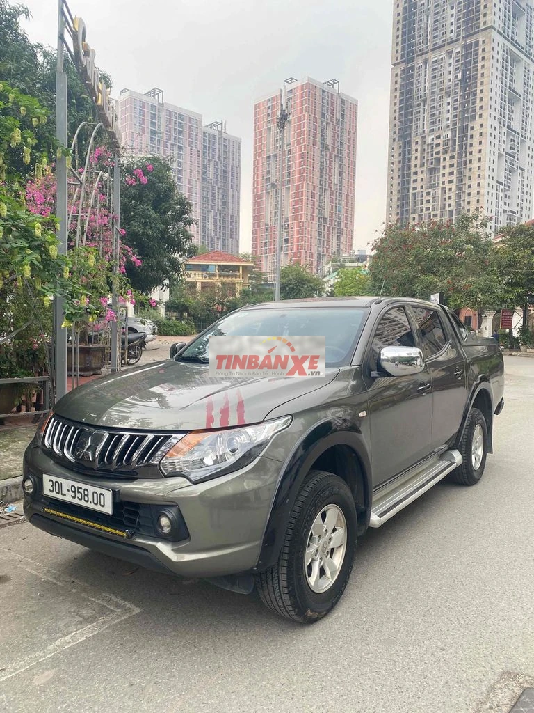 Mitsubishi Triton 2018 4x2 AT - 115000 km