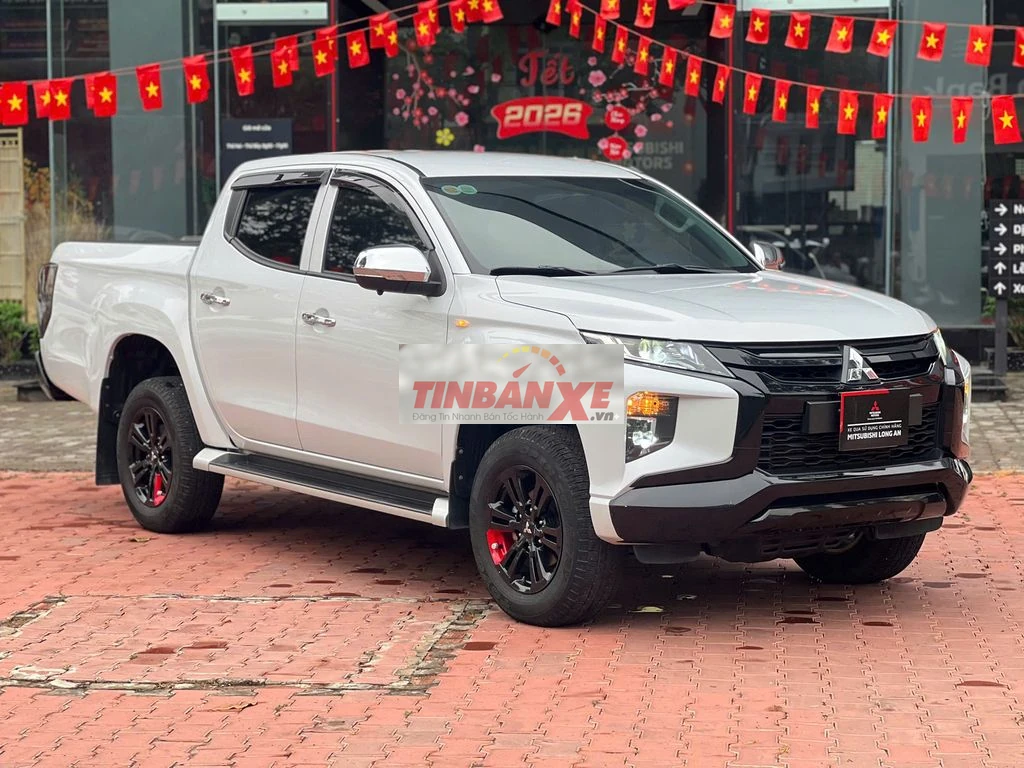 Mitsubishi Triton GLX 2020 Trắng 69.000 km