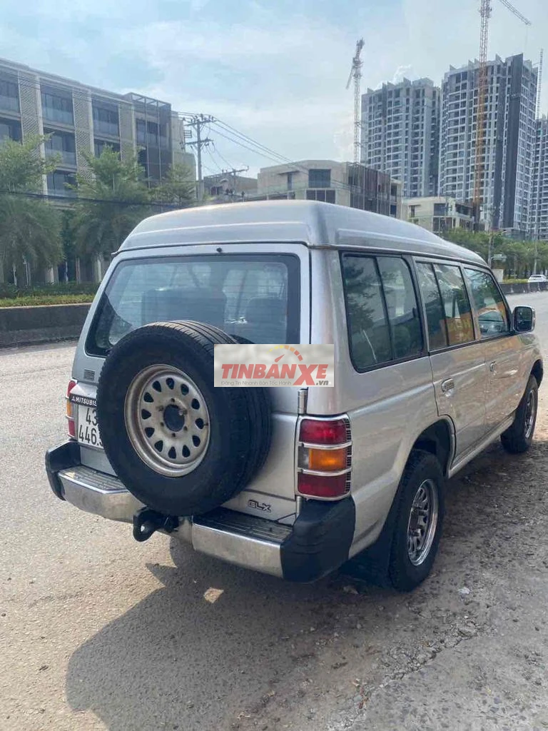 Mitsubishi Pajero 1993 Bạc