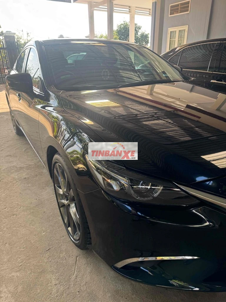Mazda 6 2019 2.0 AT Premium Đen