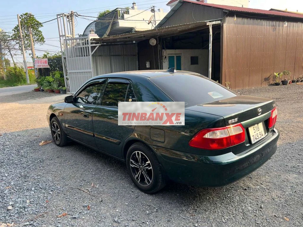 Mazda 626 Xanh rêu