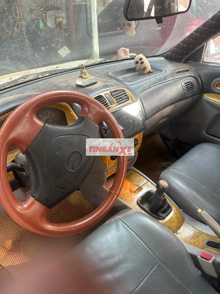 Mazda 323 đời 2002