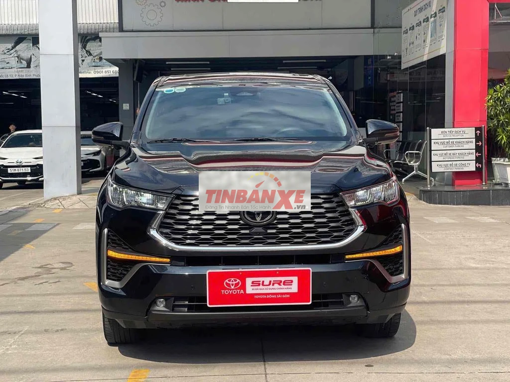 Innova Cross Hybrid 2024, Xanh đen(còn t/lượng)