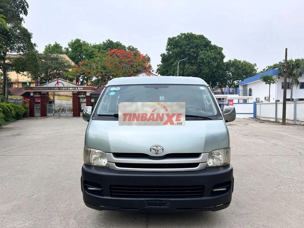 Toyota Hiace 2009