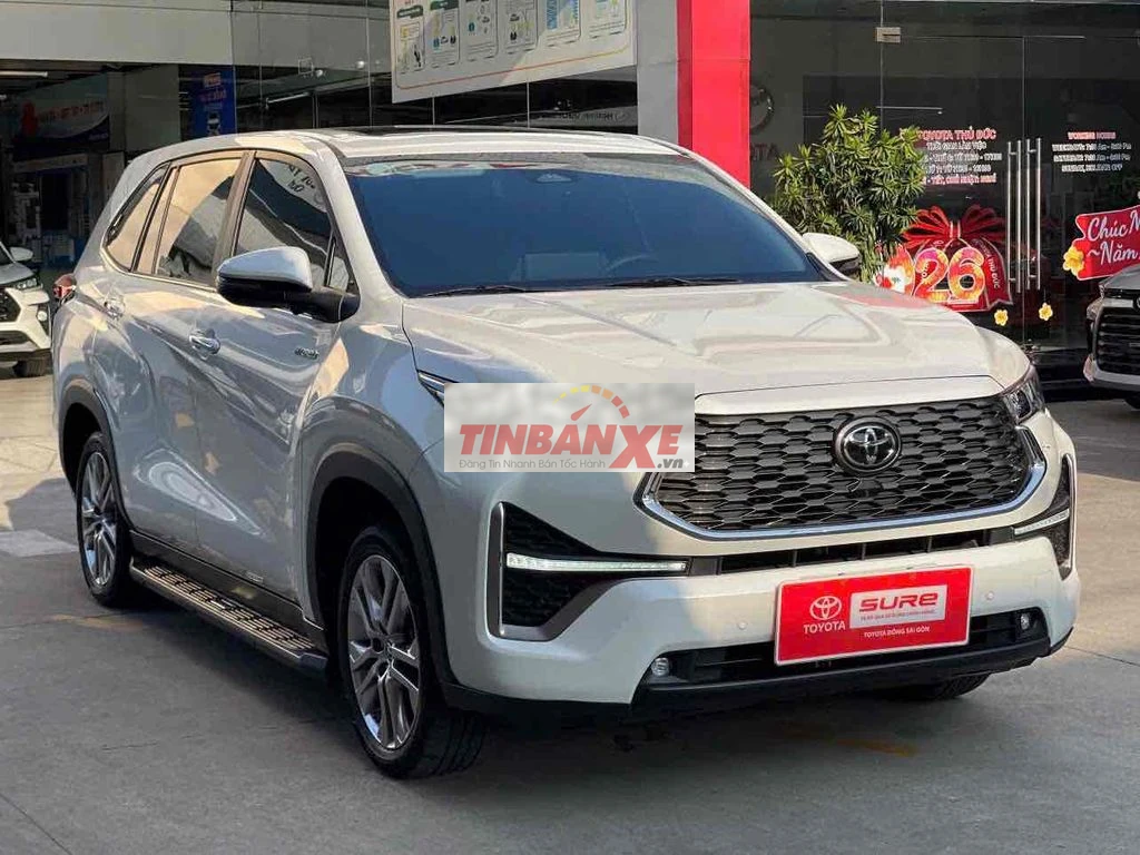 Toyota Innova Cross HYBRID 2.0 CVT