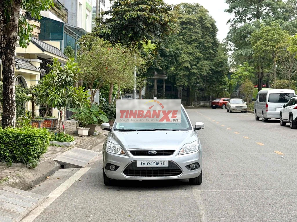 Ford Focus 2013 Titanium 2.0 AT - 89000 km