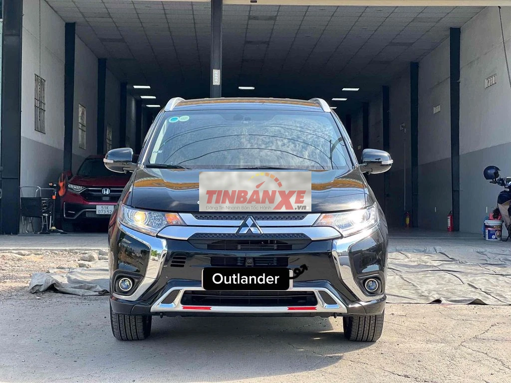 Mitsubishi Outlander 2023 2.0 CVT Đen
