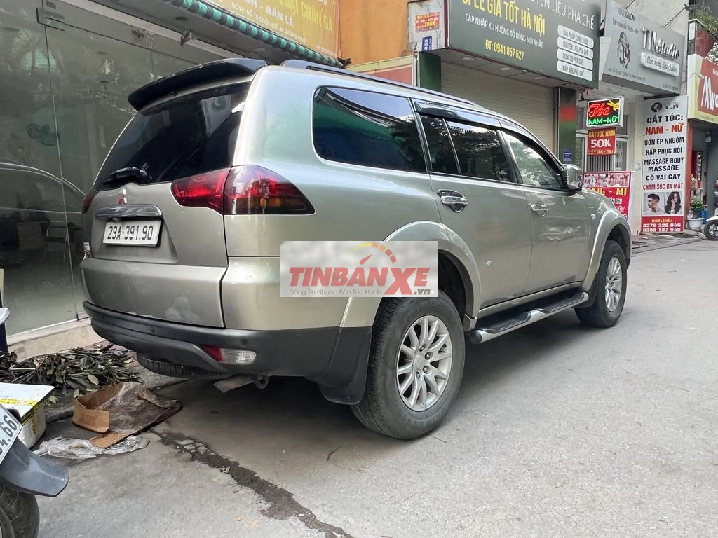 Mitsubishi Pajero Sport 2011