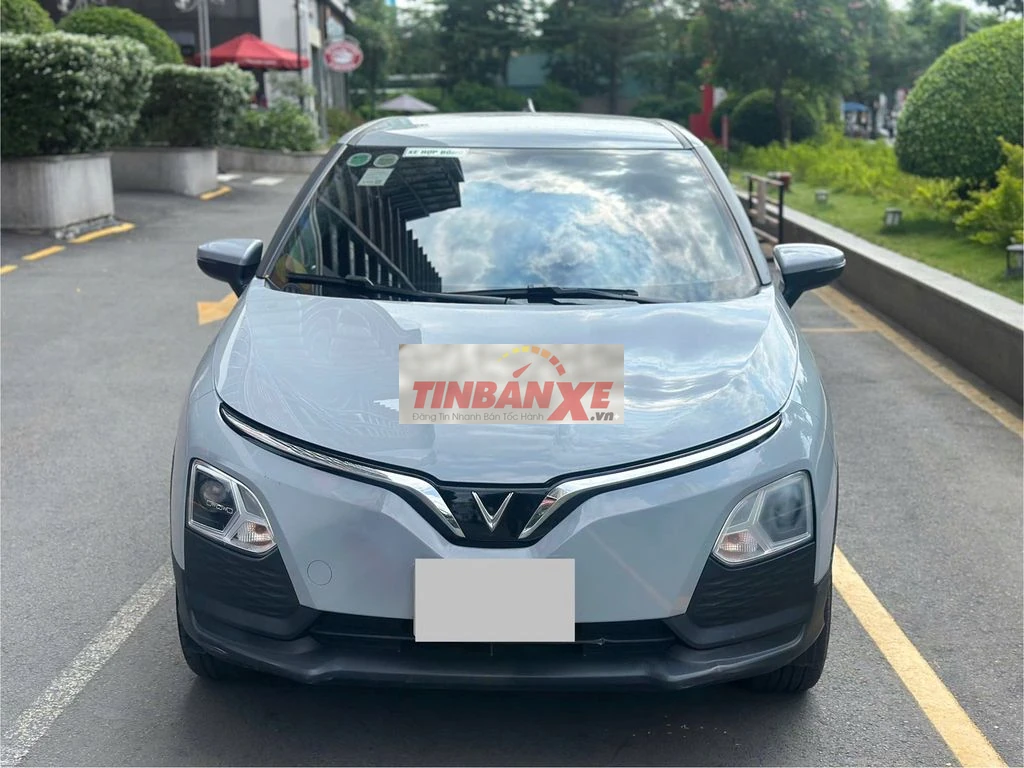 Vf5 Plus 2025 màu xám, odo 41.000