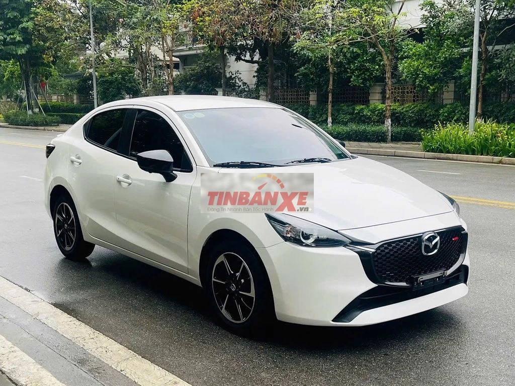 Mazda 2 Premium 2024 1.5 AT 23000 km