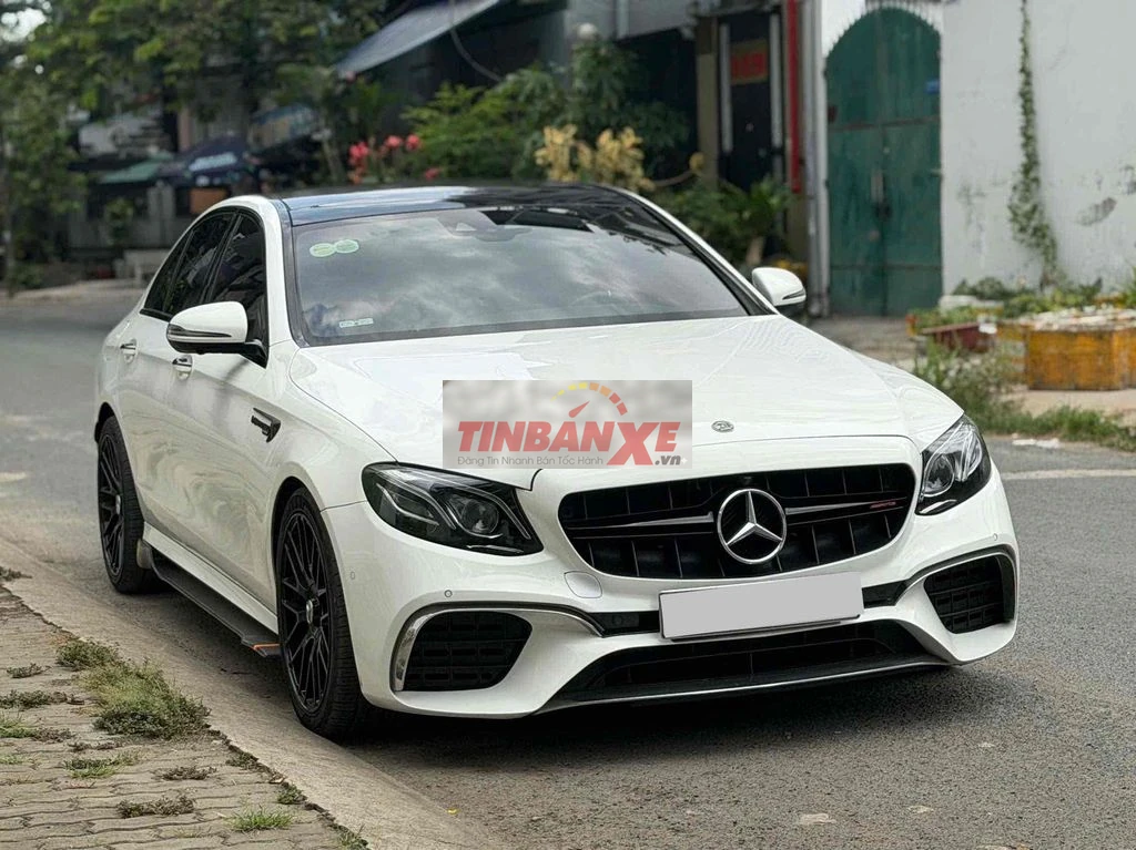 Mercedes-Benz E300 2016 Up E63 Trắng