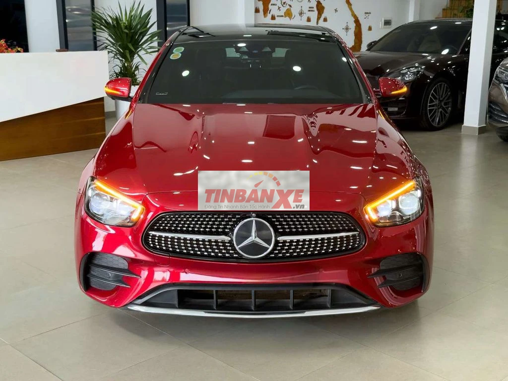 Mercedes E300 AMG V1 2022 1 chủ đập thùng cực đẹp