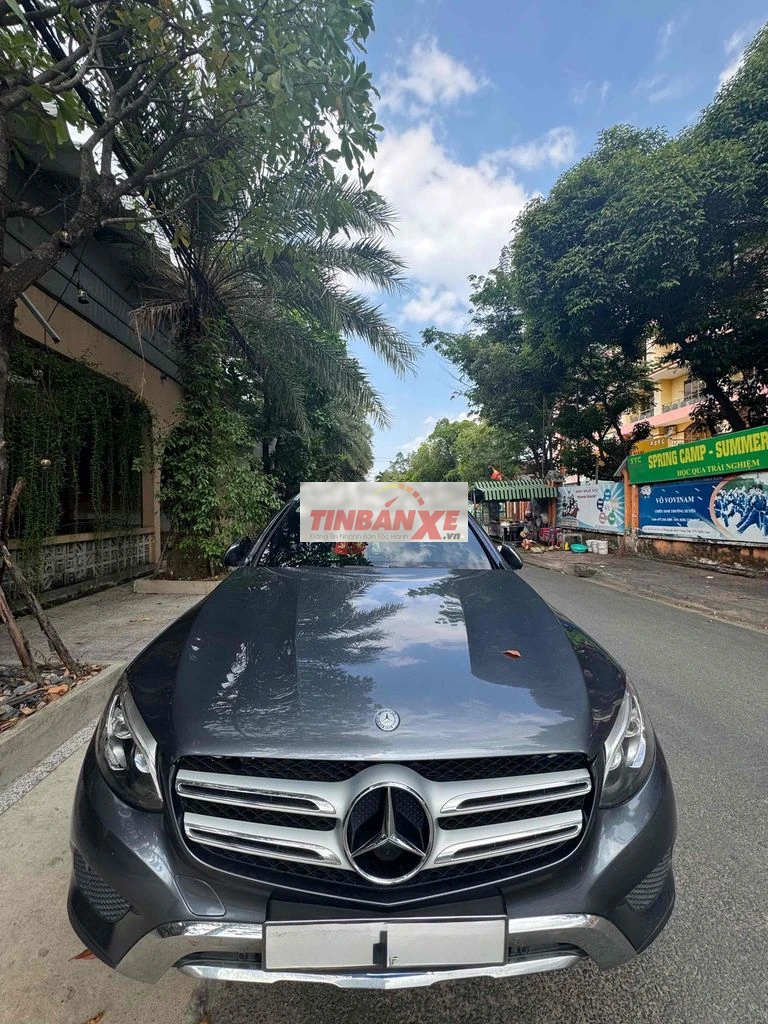 Mercedes GLC 250 4Matic Xám