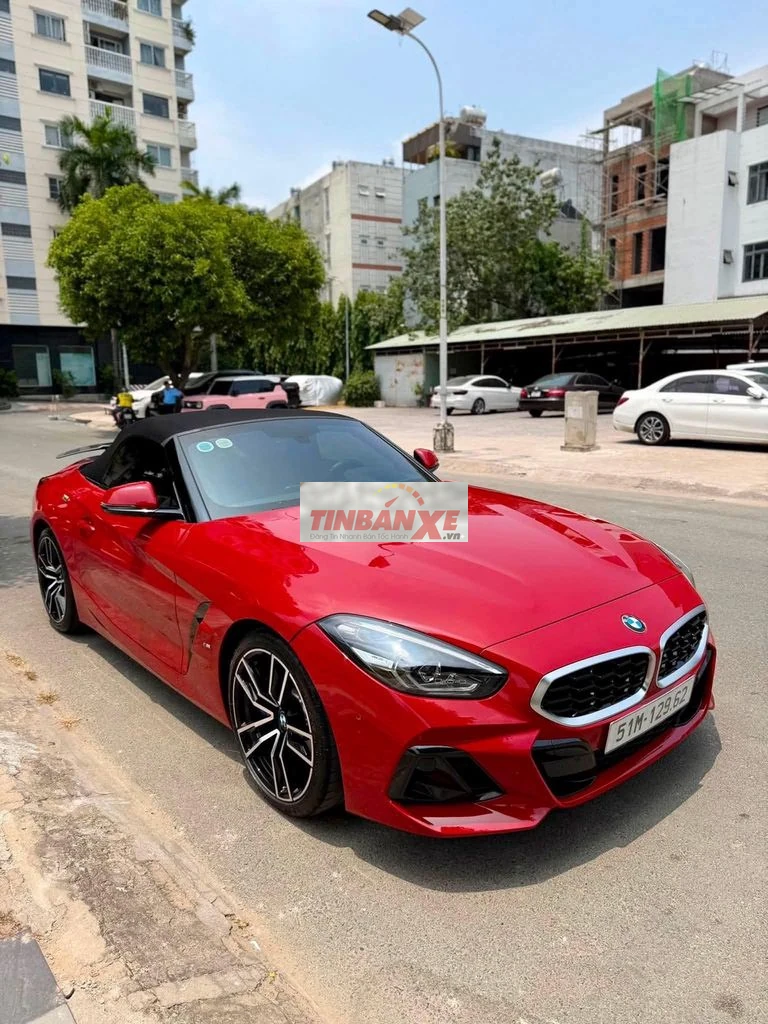BMW Z4 2023 đỏ 19.500 km
