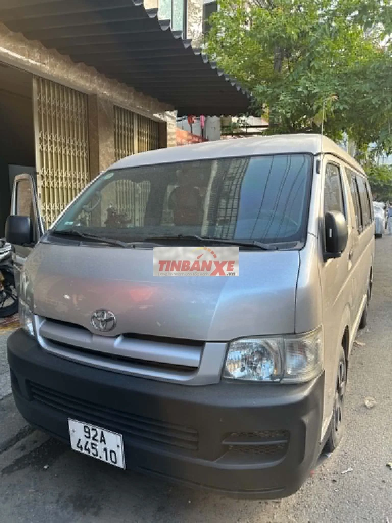 Toyota Hiace 2006 Xăng Bạc