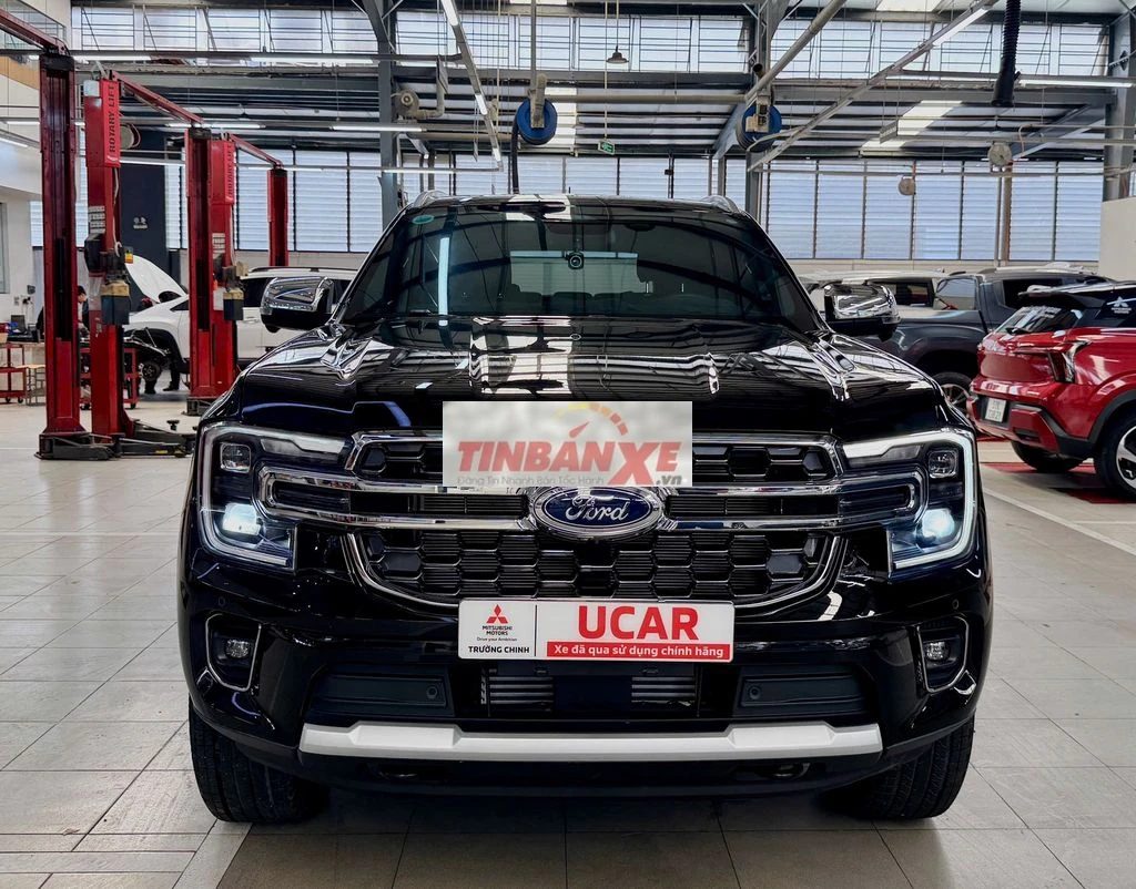 Ford Everest 2025 2 cầu Đen 10307 km